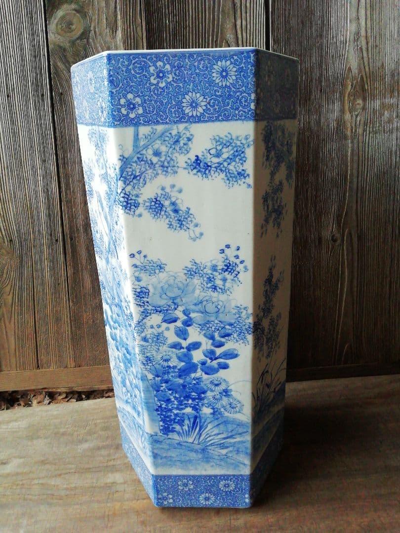 ♪昔の立ち火鉢、傘立て　瀬戸、染付花鳥