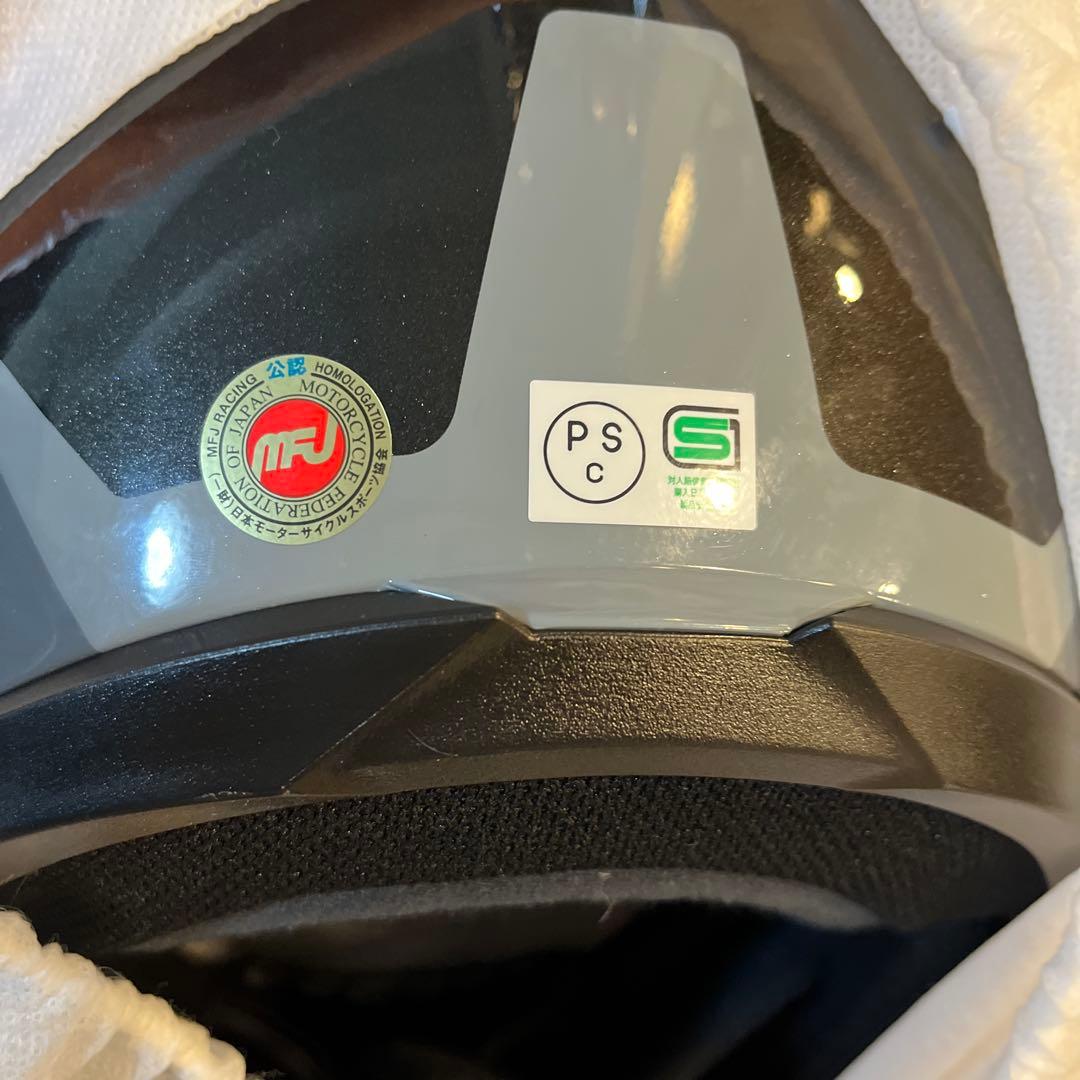 【HJC C10】フルフェイスヘルメット（XL）ほぼ新品　チークパッド2種類