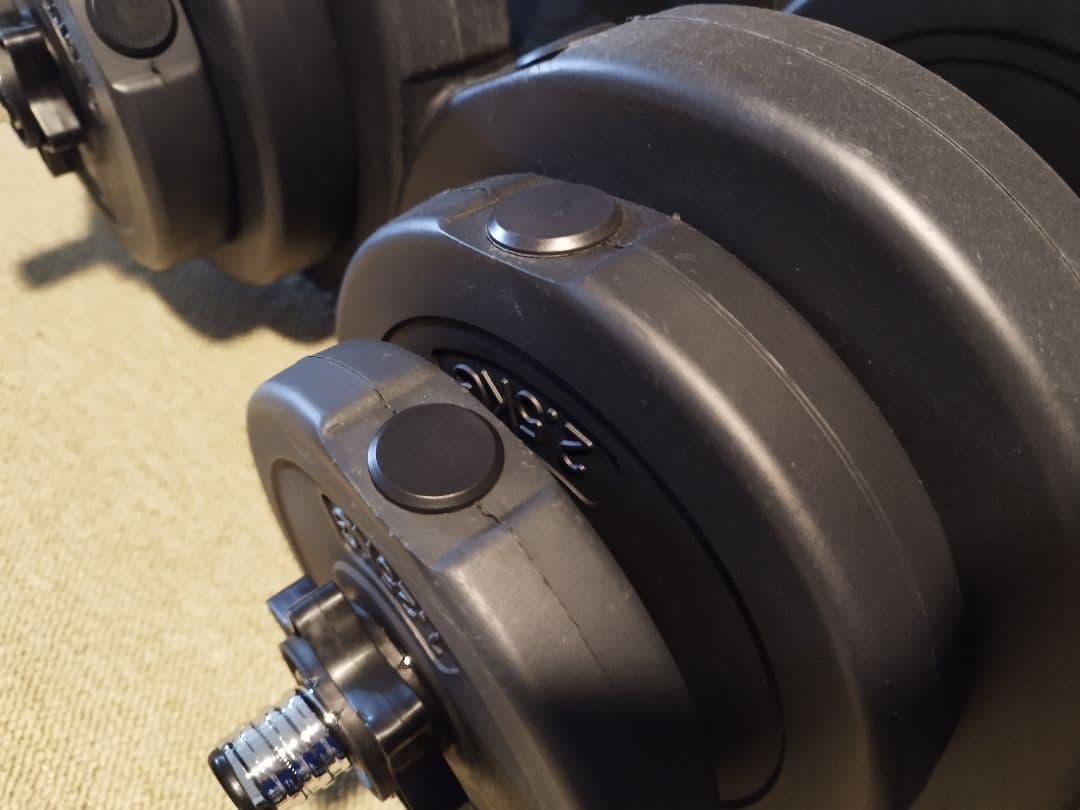 トレーニングベンチ　ダンベル　セット【引き取りのみ】