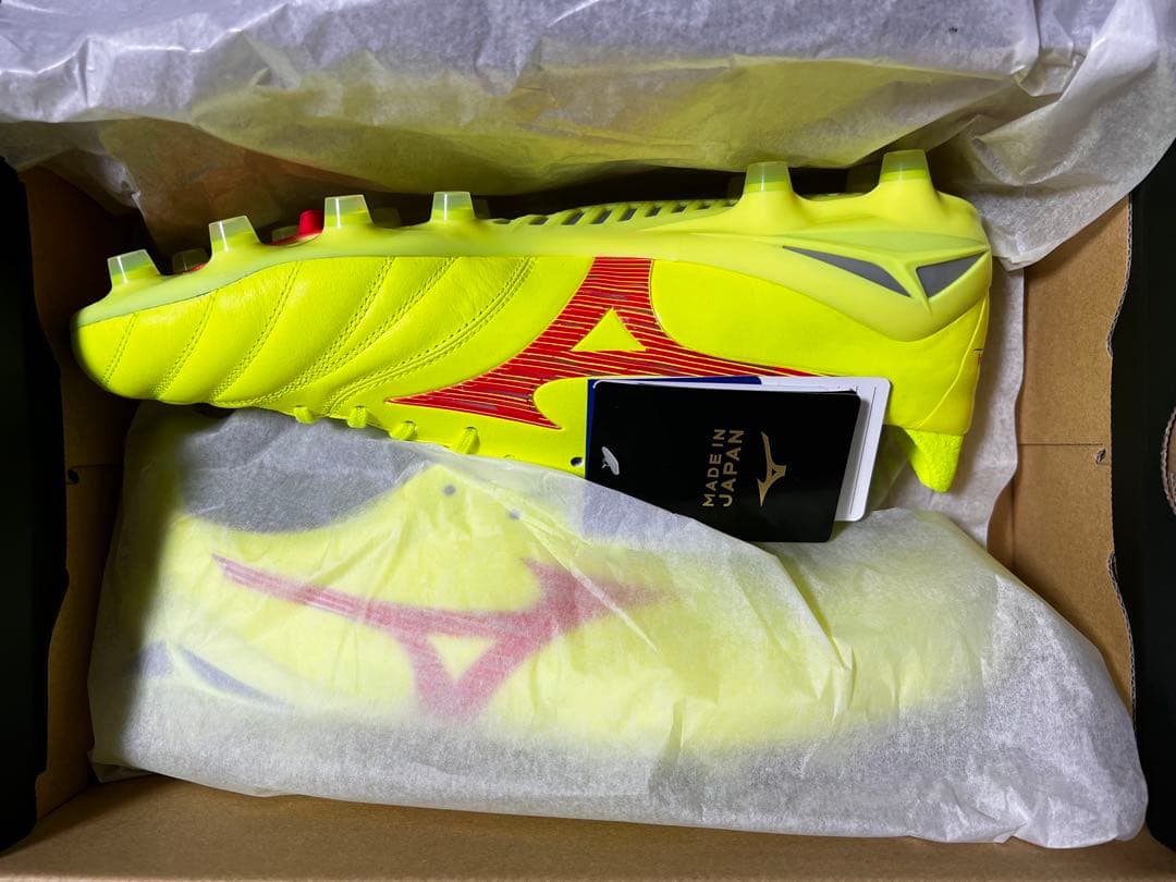 新品 ミズノ モレリアネオ4ジャパン 28㌢