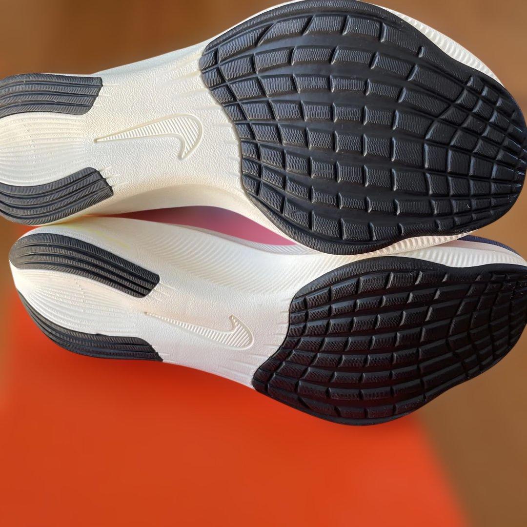 NIKE ウィメンズズームフライ3