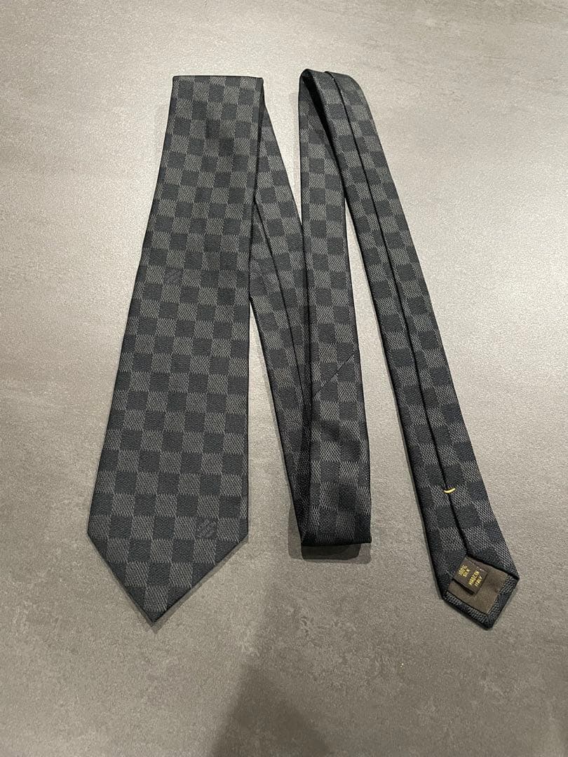 【美品】ルイヴィトン ダミエグラフィット ネクタイ ブラック メンズ ネクタイ