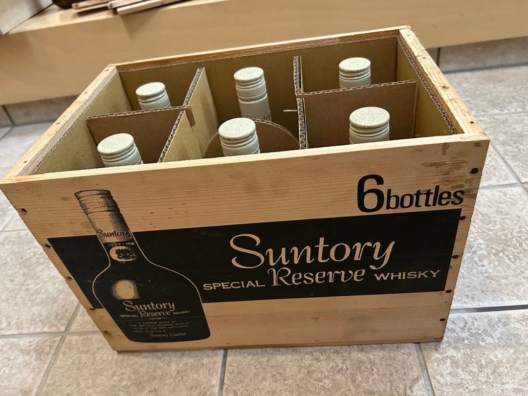 サントリー　スペシャルリザーブ70周年記念　ウイスキー　6本　木箱入り　蓋無し