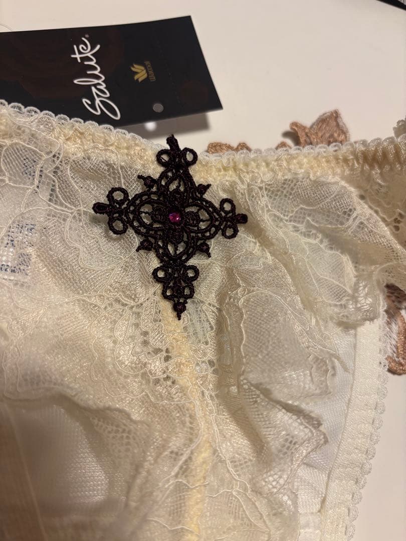 ワコール サルート B70&ボーイM &ソングM IV