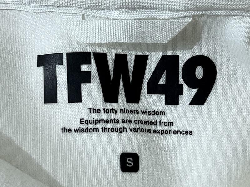 美品 25SS TFW49 ゴルフ ダンボール ニット スウェット パーカー 白