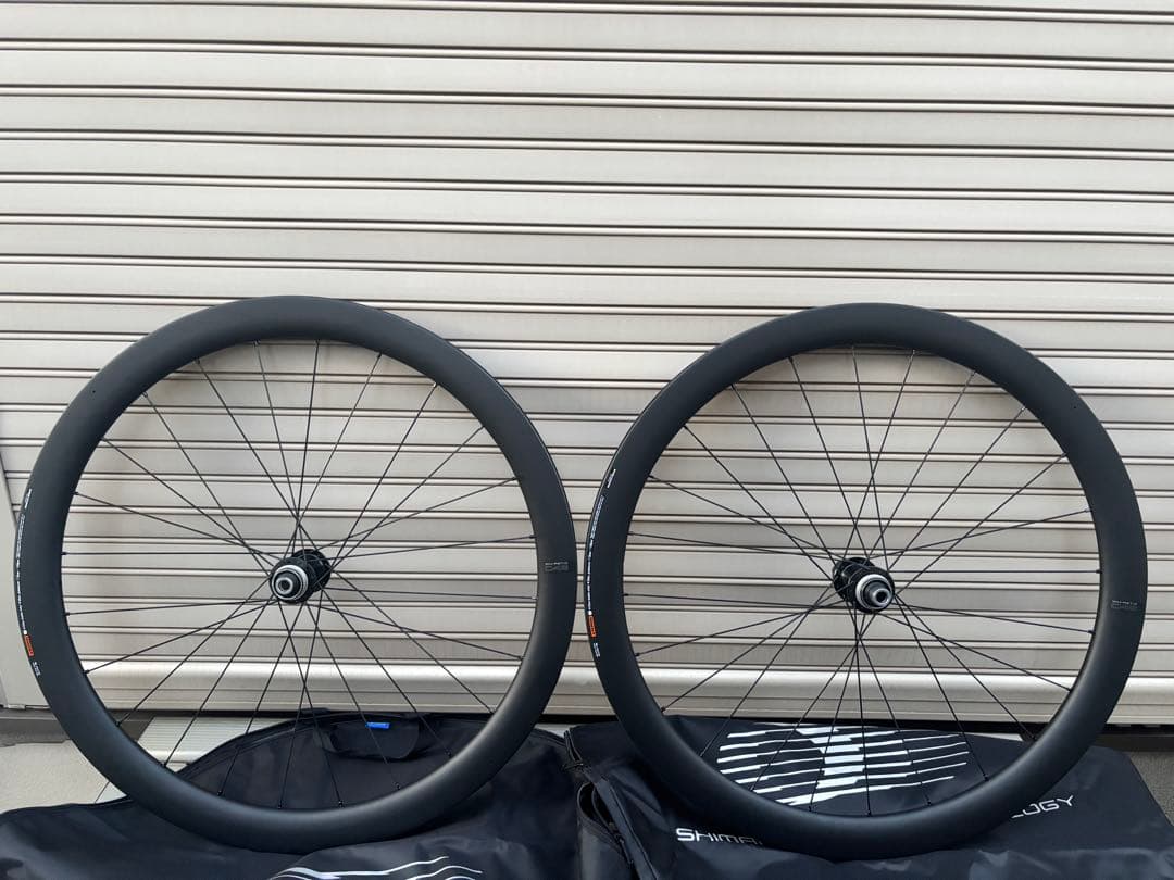 シマノ105 WH-RS710-C46-TL カーボンホイール前後セット