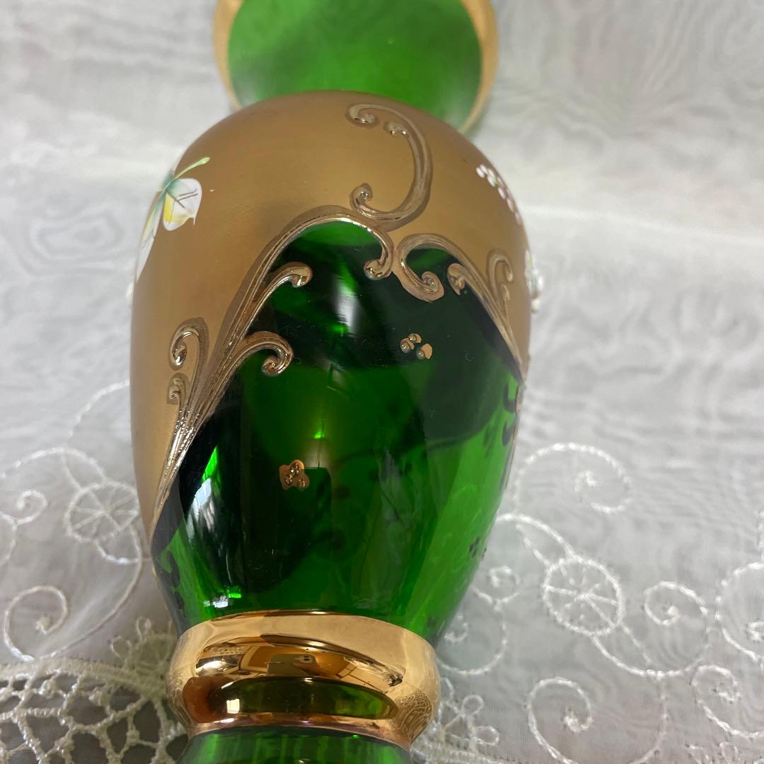 ベネチアングラス　花瓶　ハイエナメル　金彩　立体　グリーン　浮き彫り花　ムラーノ