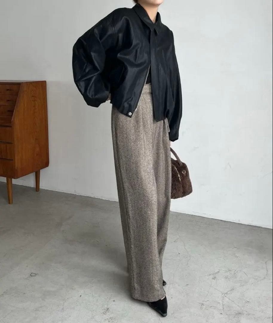 カプリシュレマージュ　完売バルーンレザージャケット