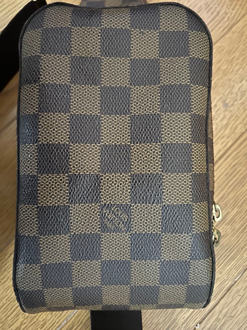 Luis Vuitton ダミエパターン ボディバッグ ジェロニモス