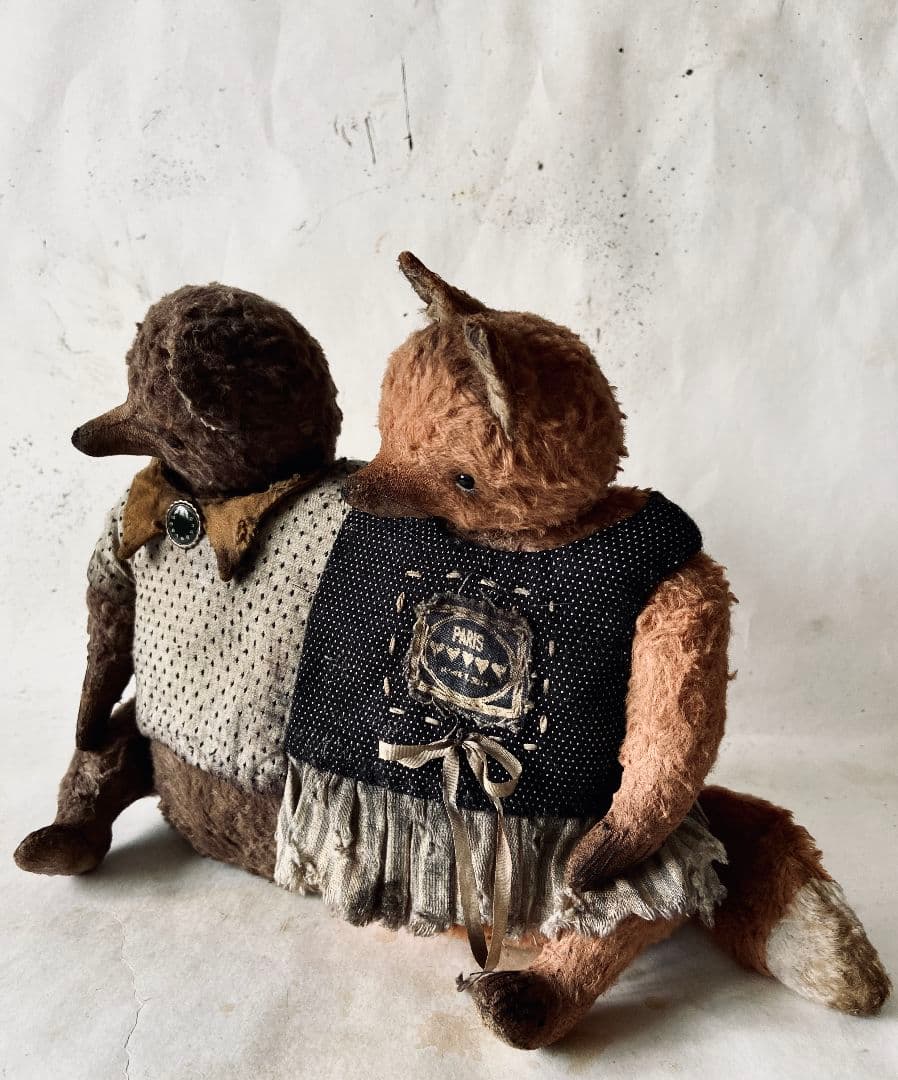 ナタリーイエサバ製作　　不思議なダブルベア