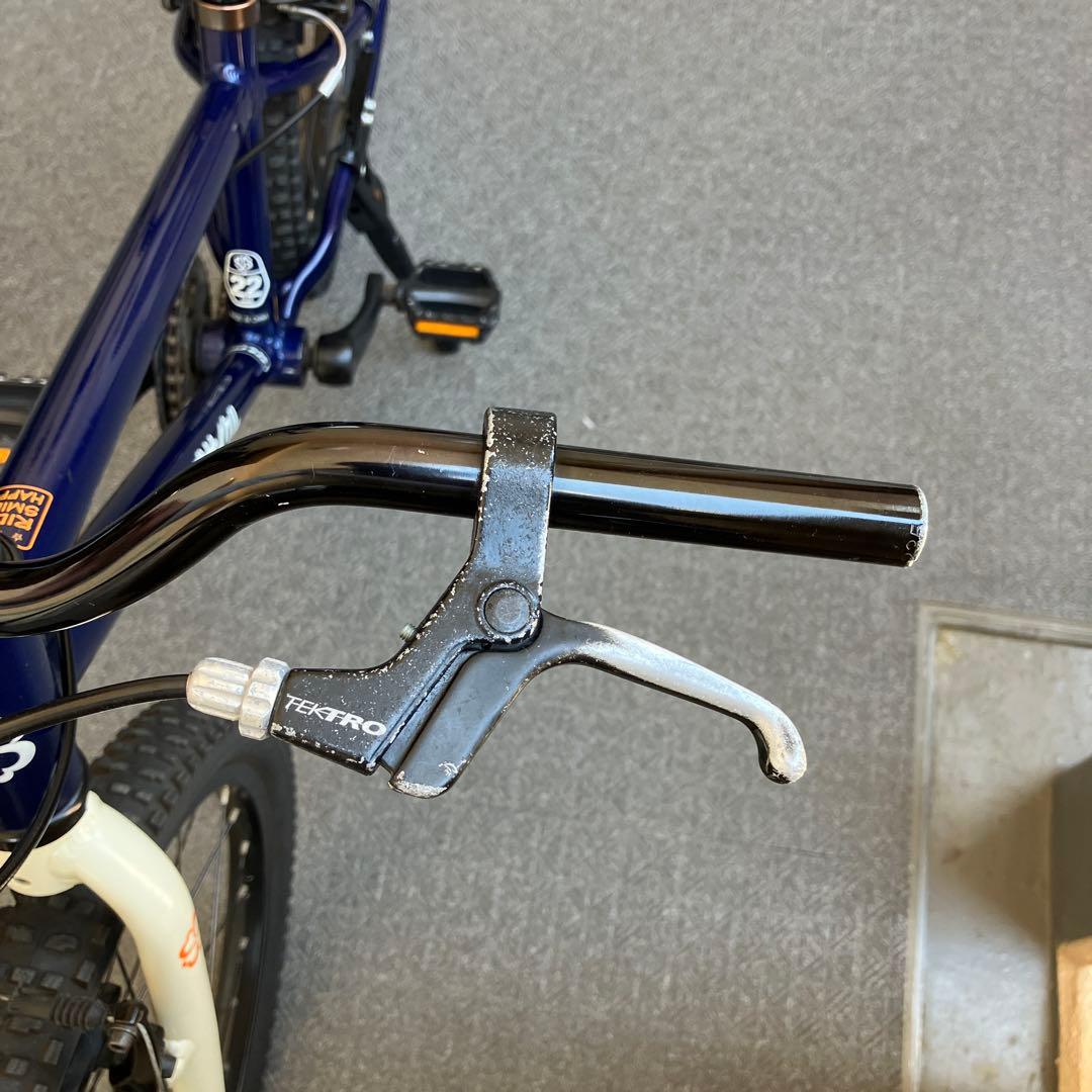 ヨツバサイクル 22インチ　ネイビー/ホワイト