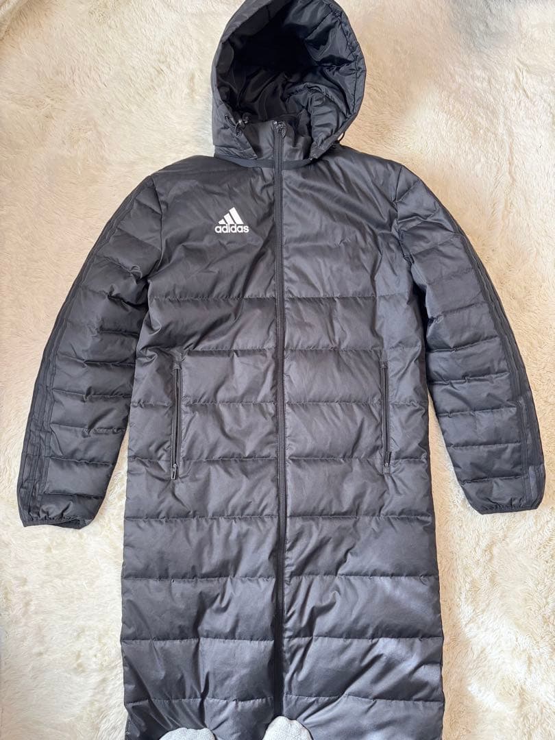 美品adidas ベンチコート　ダウンコート 黒 ストライプ L ダウン