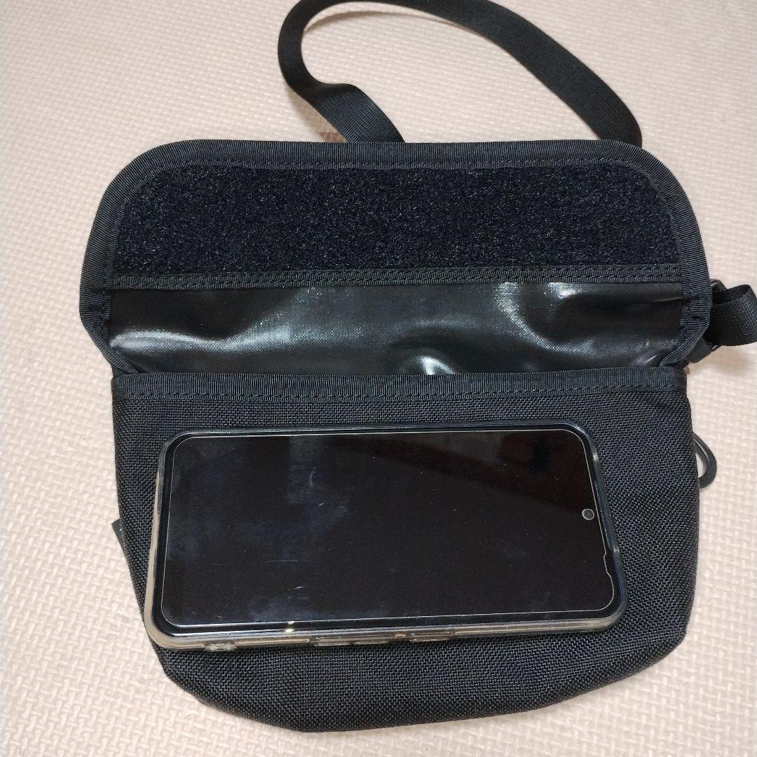 RESISTANT レジスタント　メッセンジャー　ショルダーバッグ❗　ターポリン