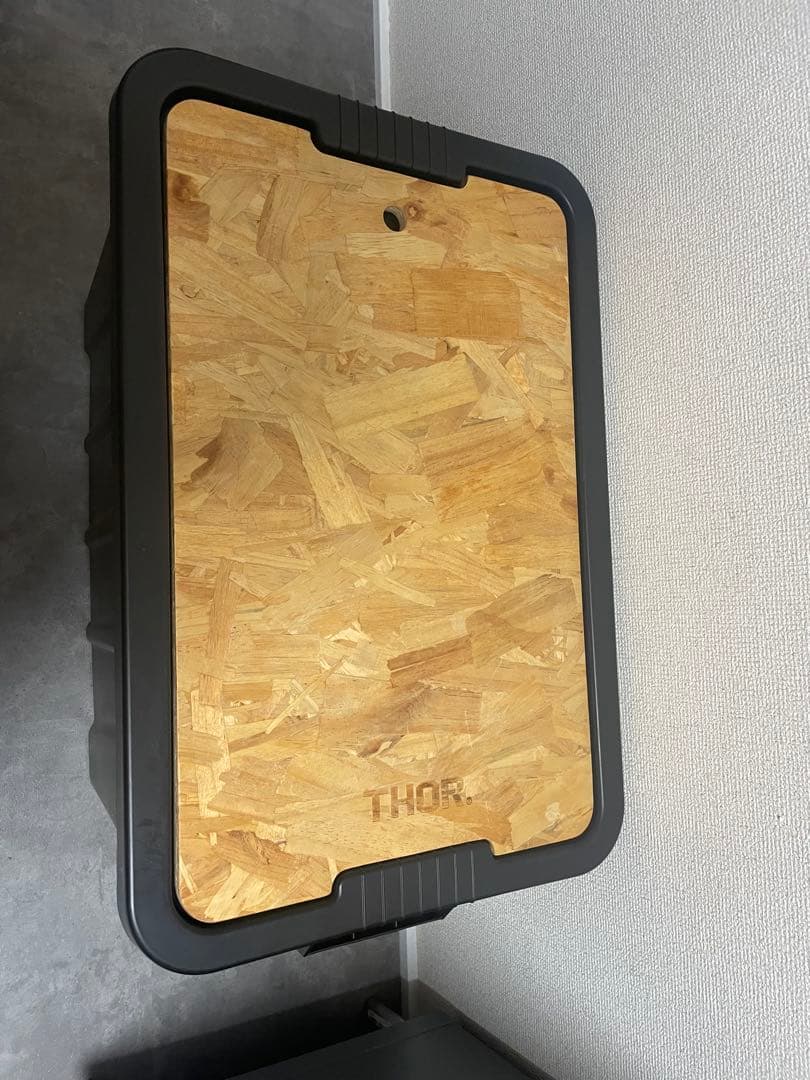 THOR コンテナ75Lトップボード付き