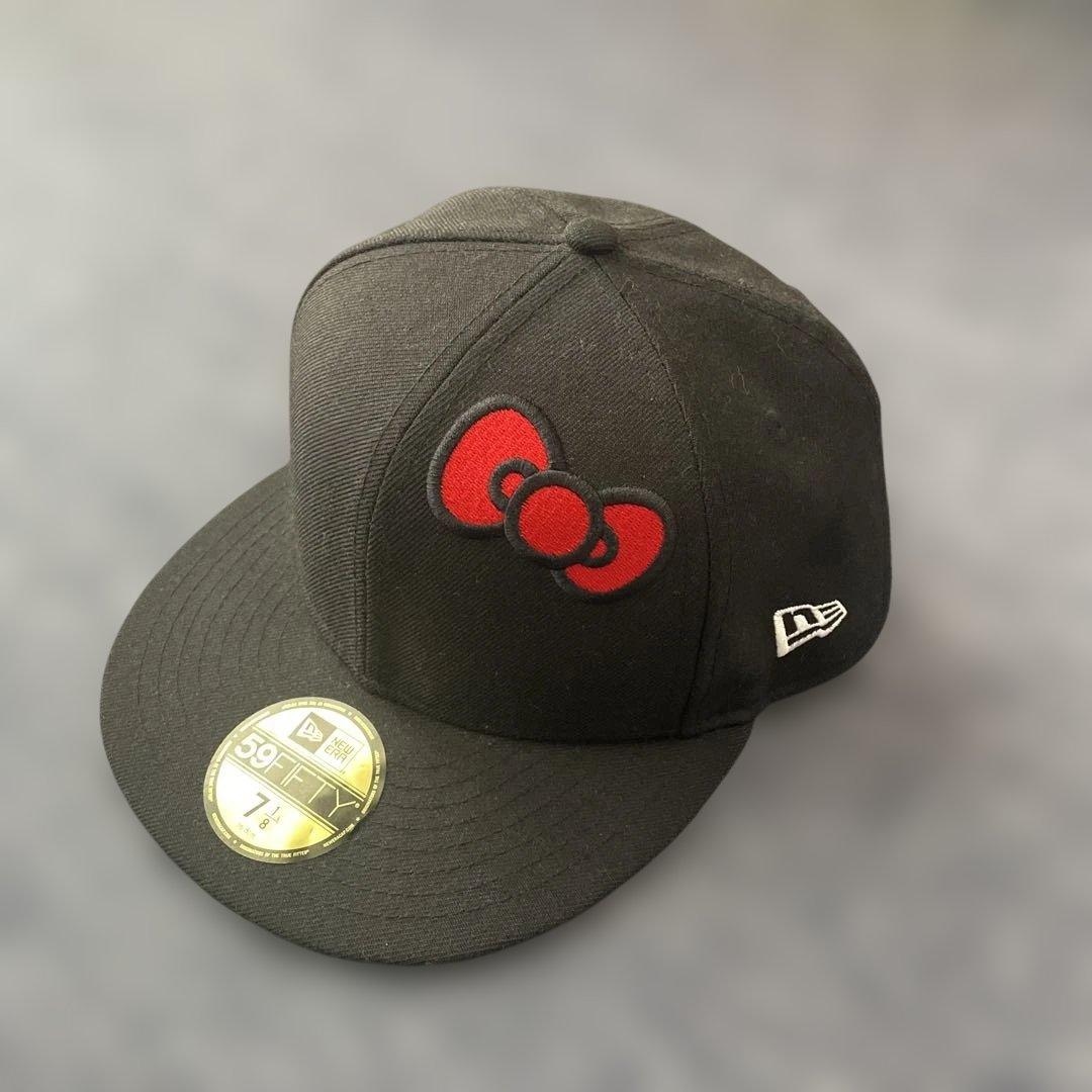 NEW ERA ハローキティ59FIFTY ブラック キャップ7 1/8 刺繍