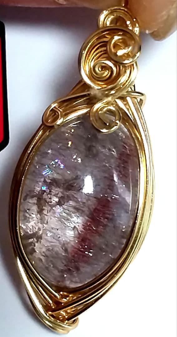 スーパーセブン レインボー入り大粒ペンダント ブラジル産