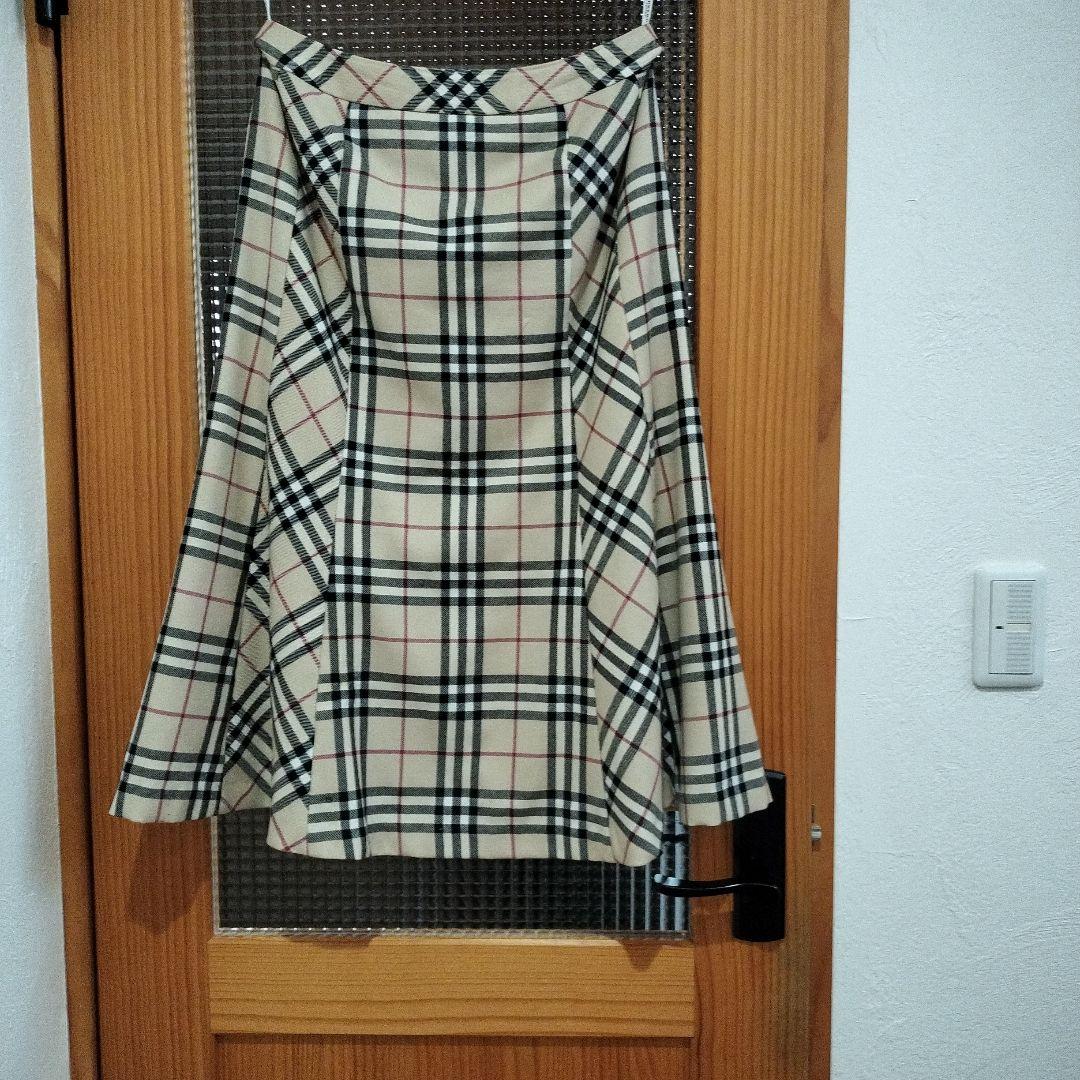 バーバリースカート　３点