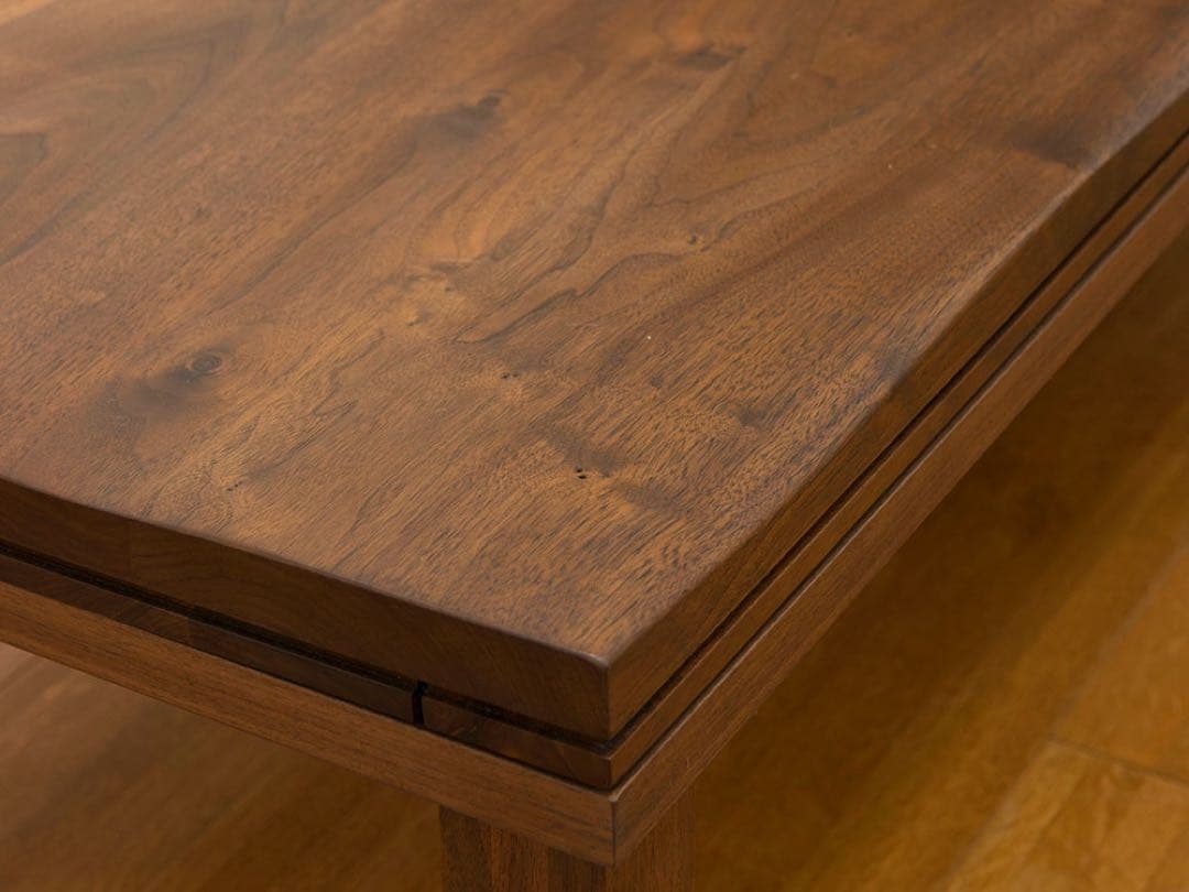 ウォールナット　一年中使えるローテーブル、コタツ