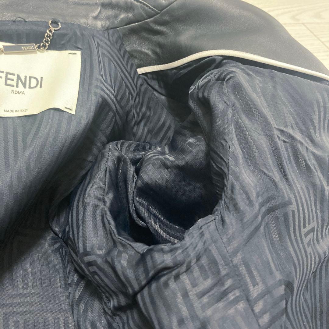 ✨新品同様✨FENDI　ライダース　アームロゴ　ズッカ　Lサイズ　ラムレザー　黒