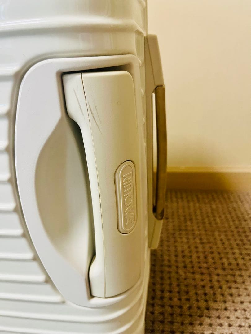 RIMOWAリモワ ユナイテッドアローズ サルサ 4輪