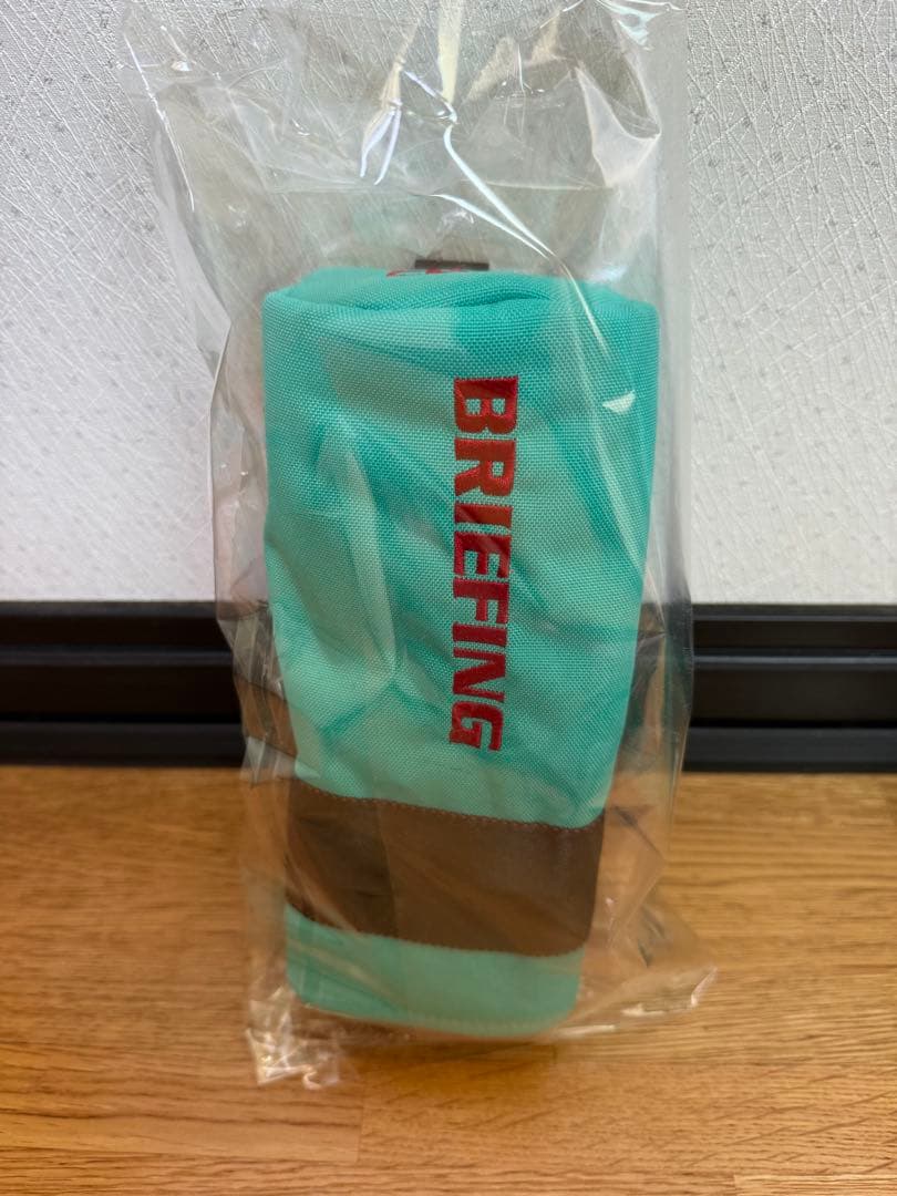 あ*様 BRIEFINGホリデーコレクション キャディバッグ ヘッドカバー ミン