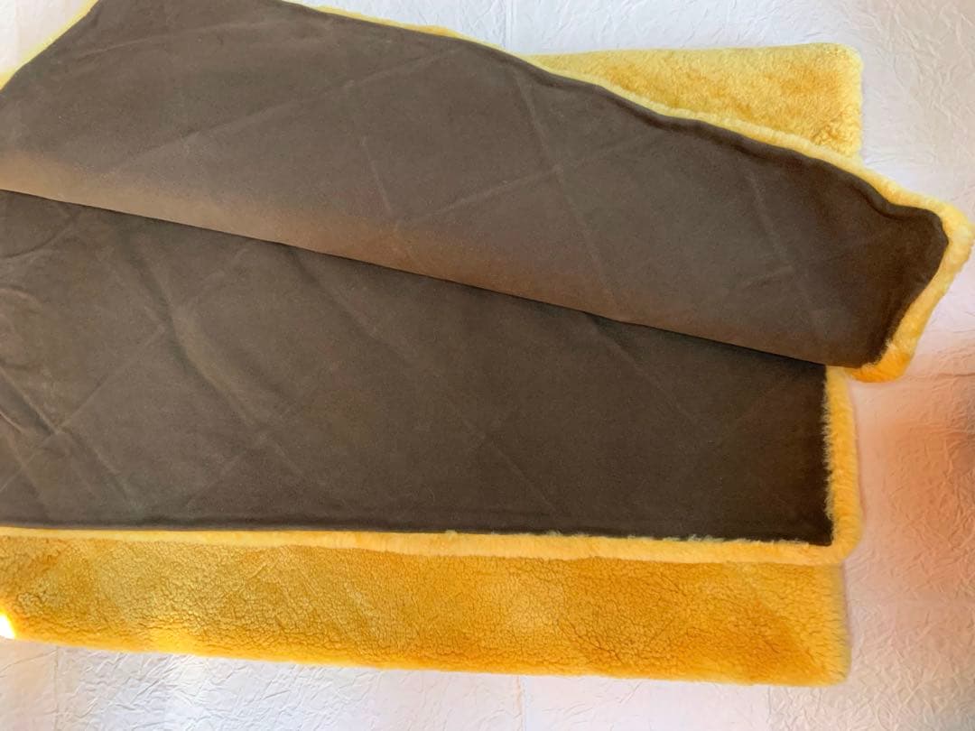 超美品ロフテー上質リアルムートンカーペットソファラグオーストラリア産羊毛辛子色①