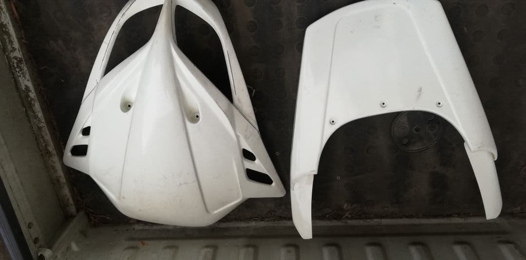 マジェスティ　sj03 b ,c シリーズ　カムストック　新品カウルセット