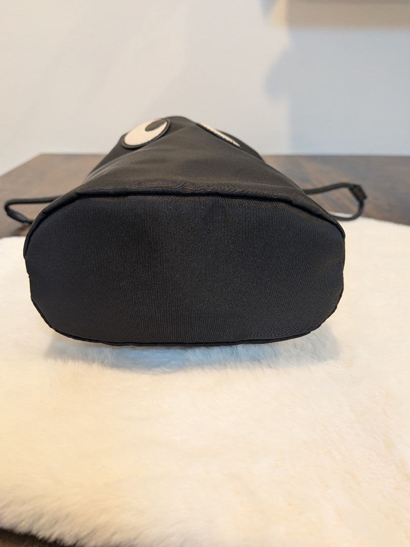 アニヤハインドマーチ EYES ナイロン 巾着ポーチ 黒 美品