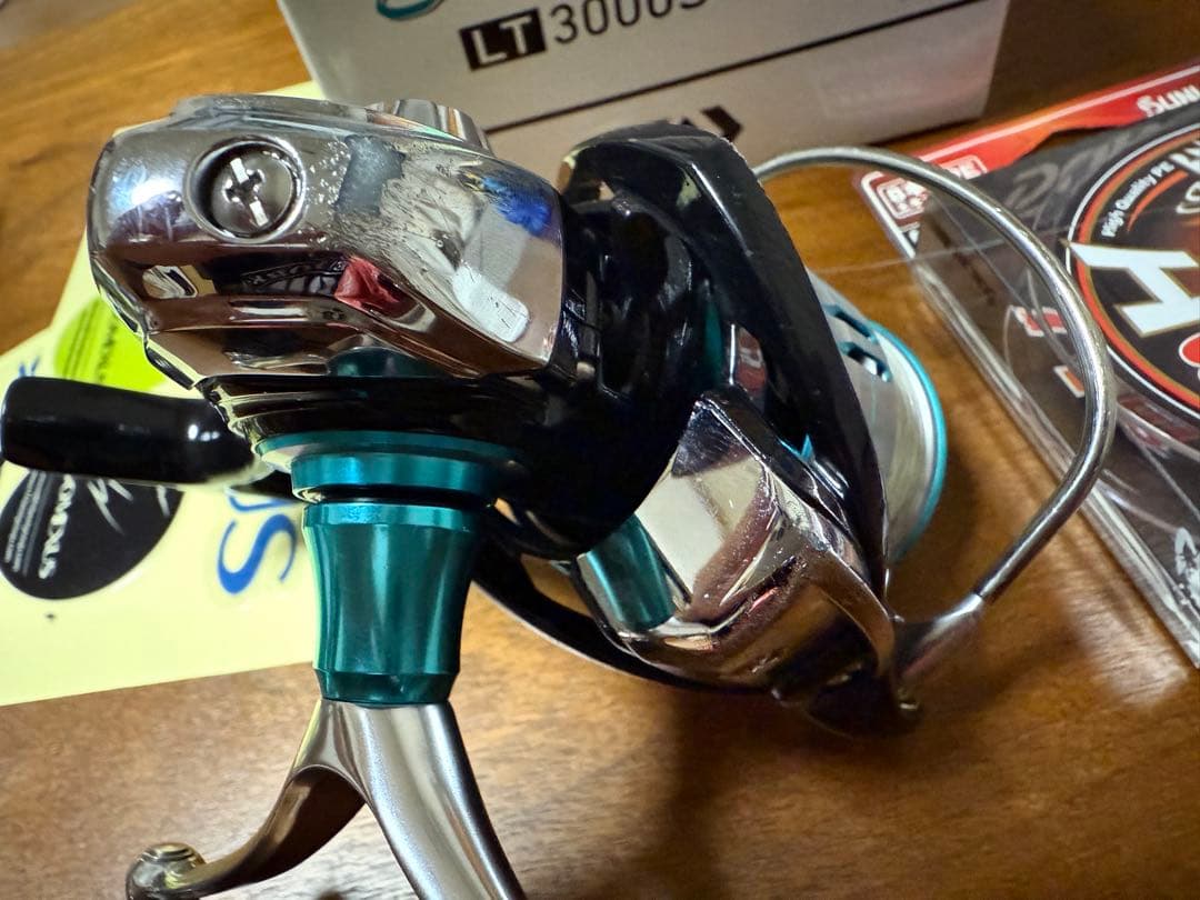DAIWA LT3000S-C-DH スピニングリール ゴメクサスハンドル付き