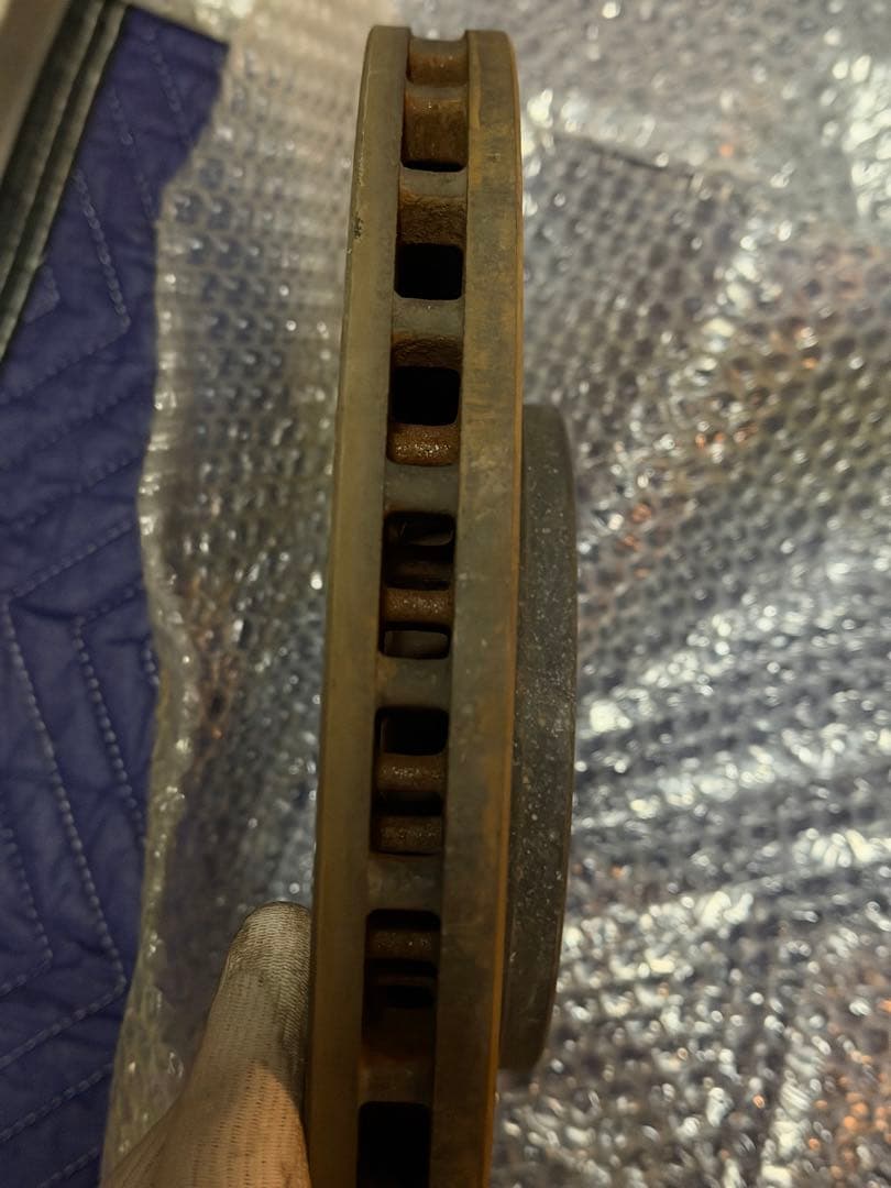 アバルト595 ブレーキローター&ASSO 低ダスト　ストリートパッド