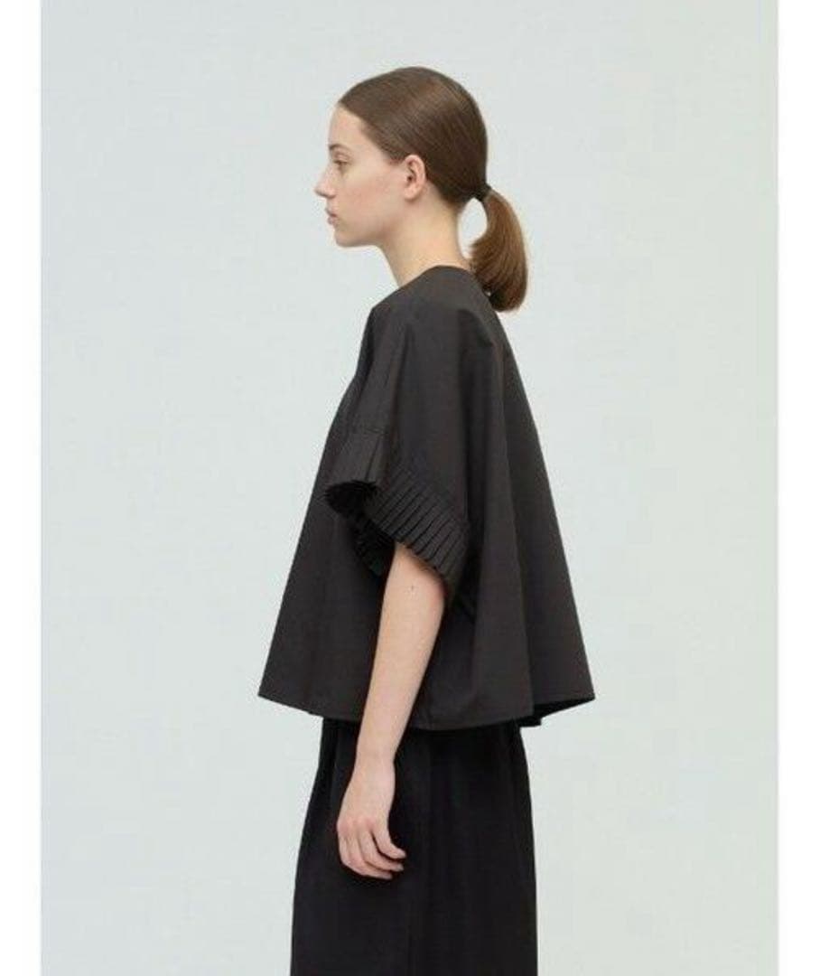 今期　未使用　ミズイロインドmizuiroindプリーツスリーブプルオーバー