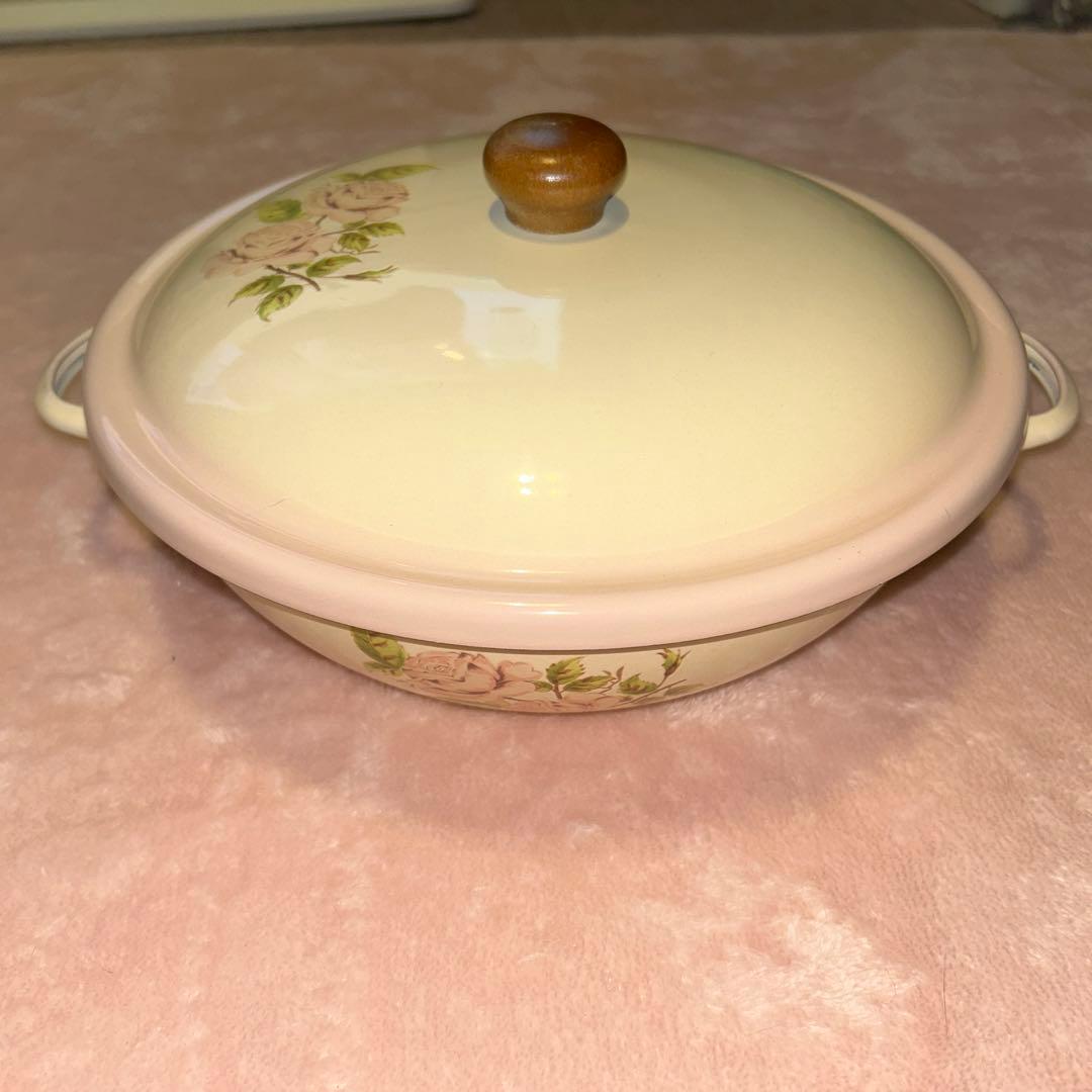 イマン　ダイアナローズ水炊きホーロー鍋