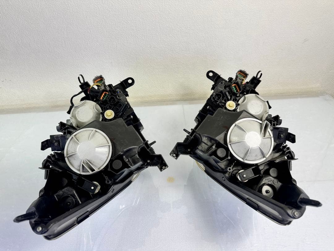 フーガ Y51 KY51 HY51 KNY51 前期 HID ヘッドライト左右
