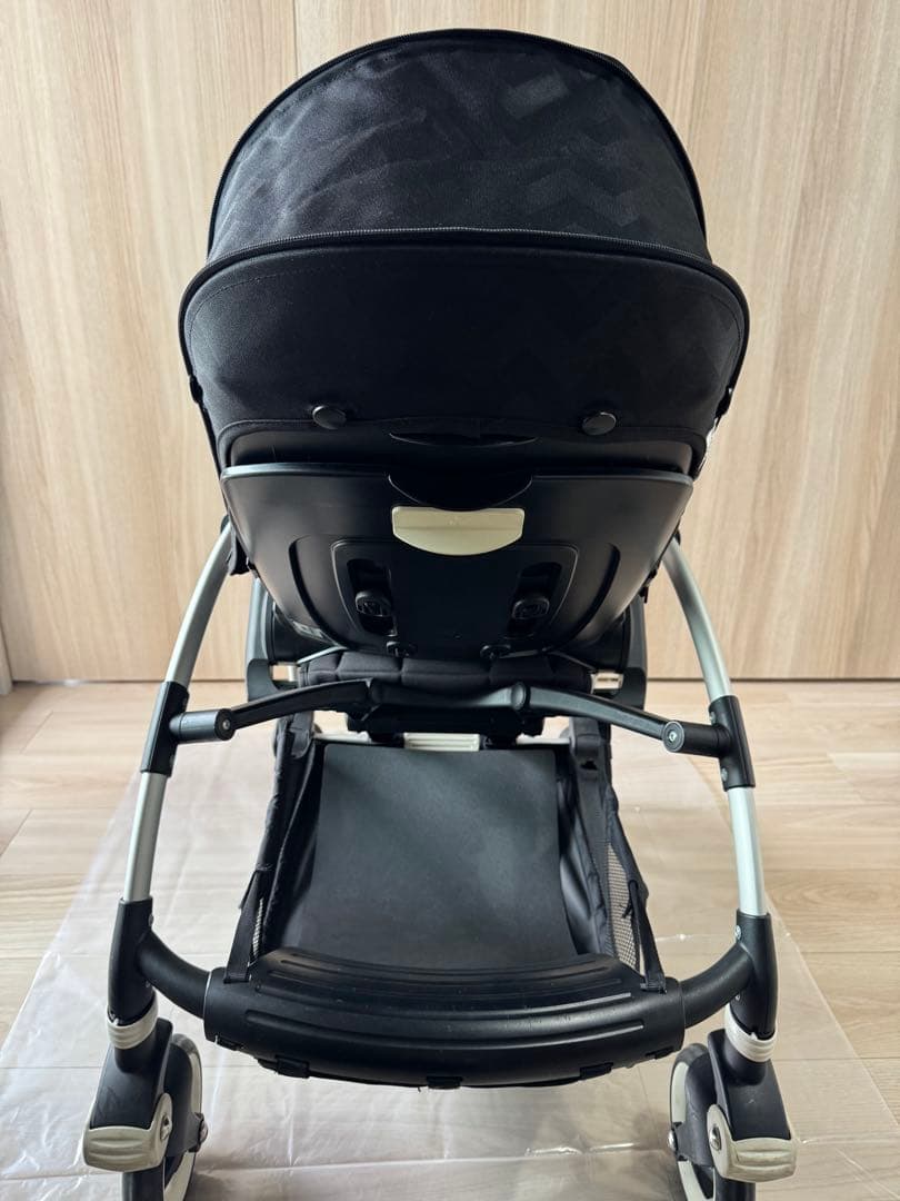 【bugaboo bee3】バガブーベビーカー　限定サンキャノピー付き