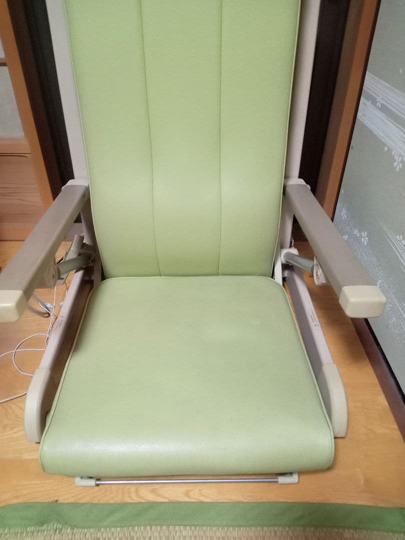 uchie 電動介護用椅子 緑色