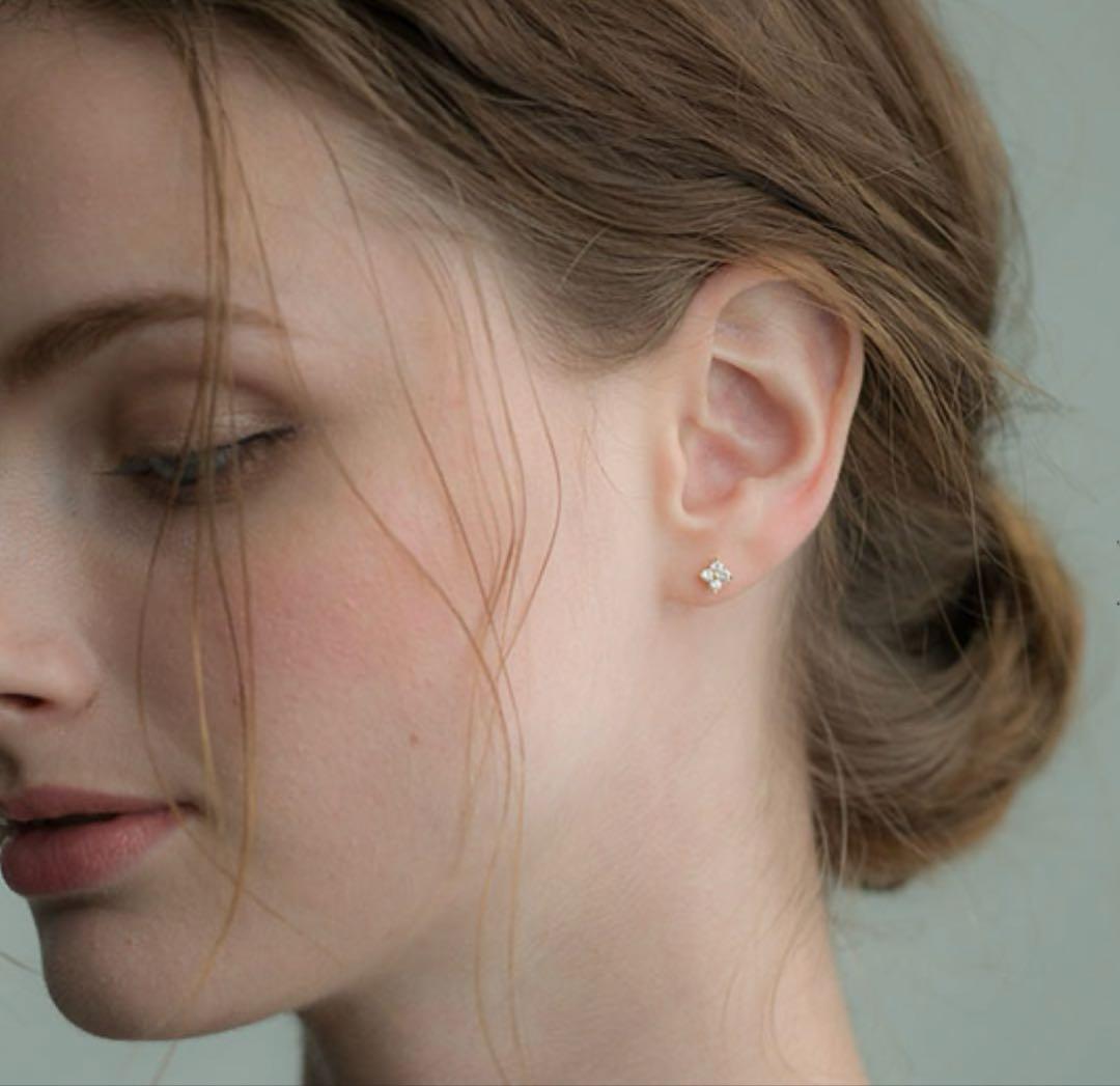 【限定値下げ】K18 ピアス BRIGHTEST STAR