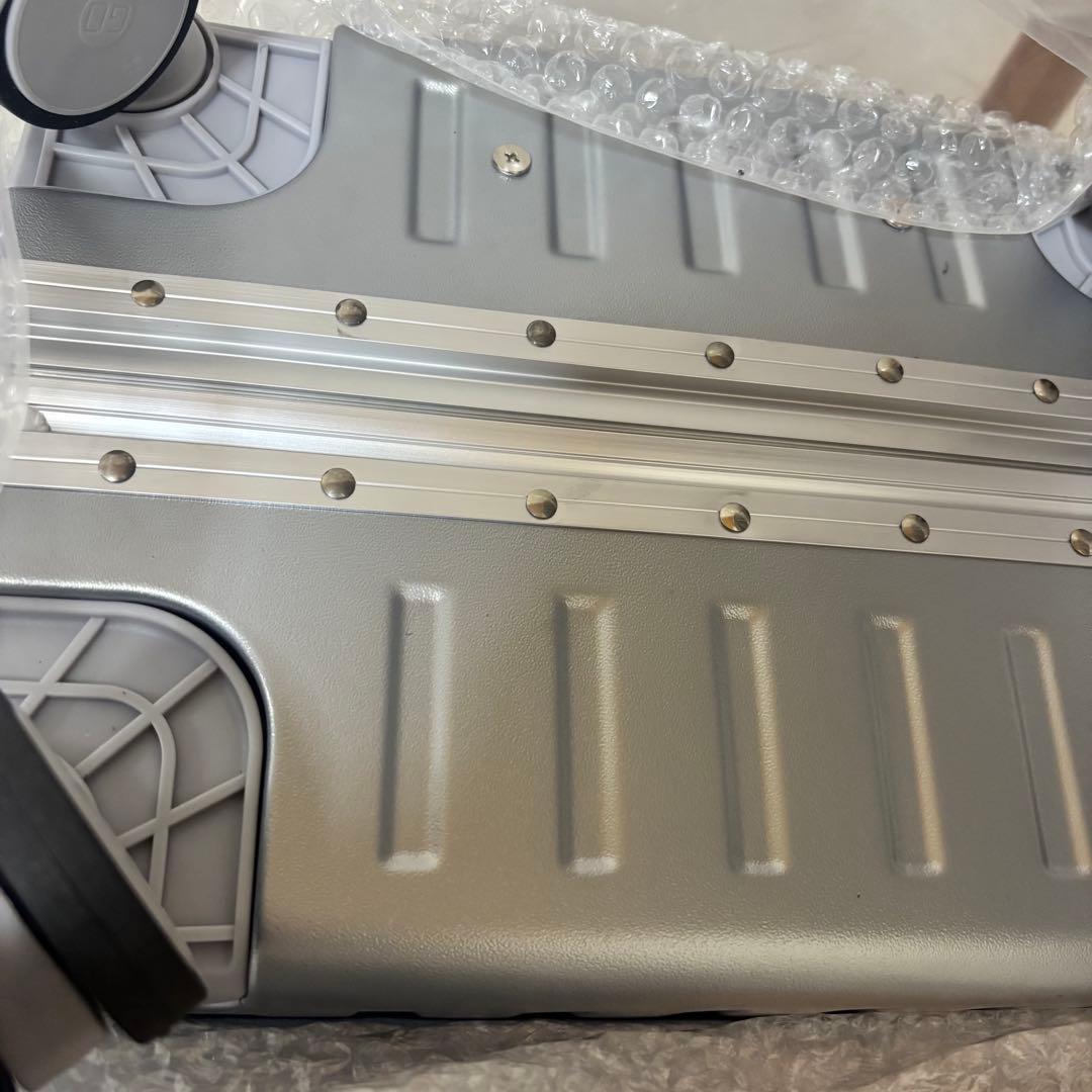 スーツケース アルミフレームタイプ キャリーケース シルバー 機内持込可 S