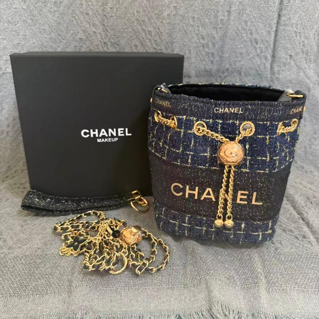 イタリアで購入　白いセラミック製天使の置物　園芸用品　オーナメント　オブジェ