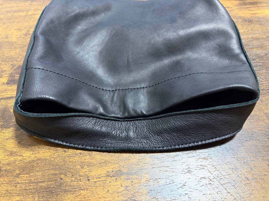 ドレスヒッピー レザーハンドバッグ バケットバッグ