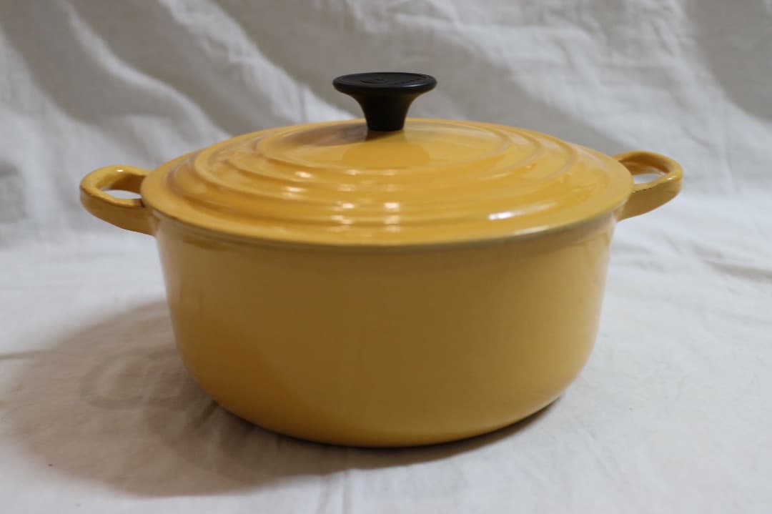 ル・クルーゼ ココットロンド 両手鍋 20cm イエロー