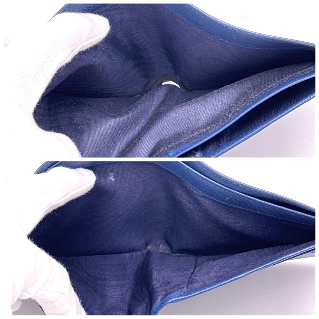 付属完備　プラダ　折財布　サフィアーノレザー　三角ロゴ　札入れ　ブルー