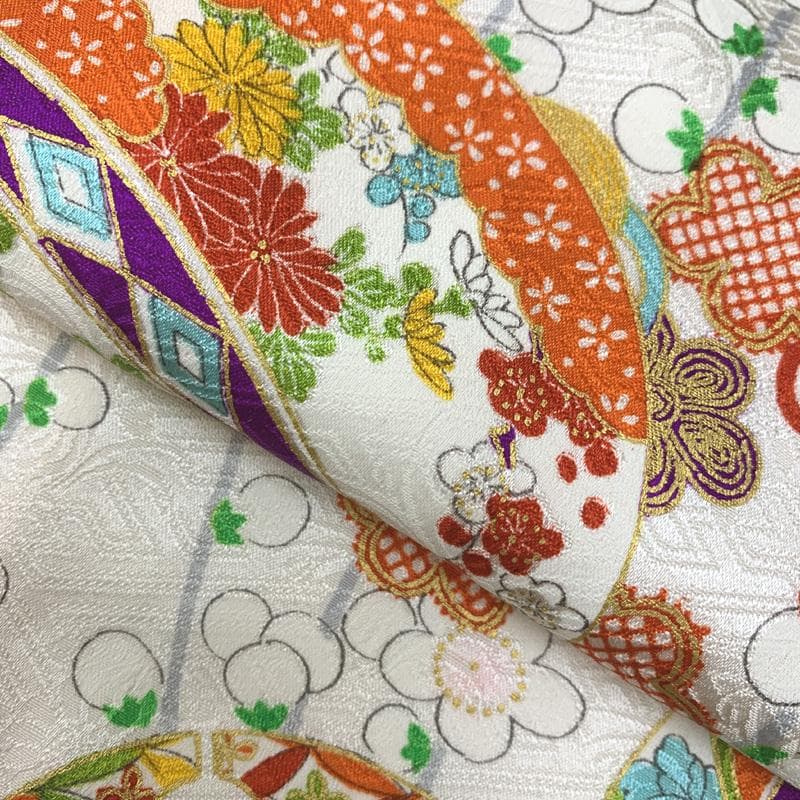 510ag27□七五三 三歳 女児 着物&被布 金彩 鈴 梅 白□状態良好