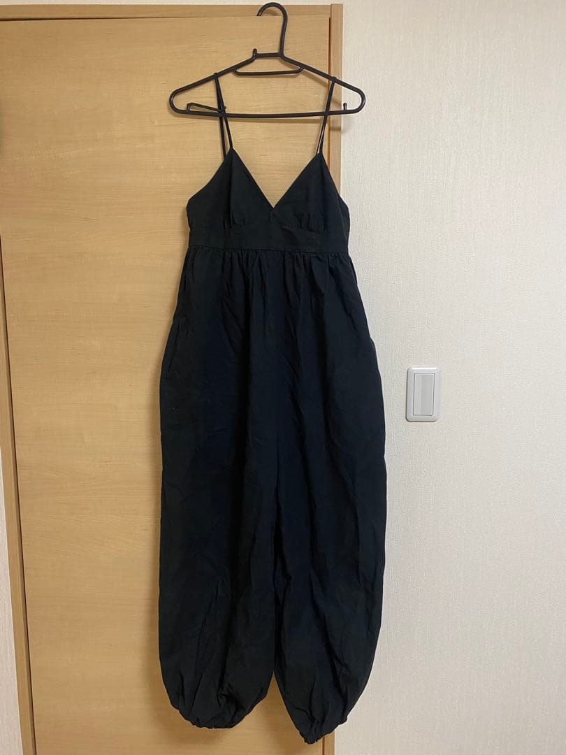 ERIKO ATORI ブラック ジャンプスーツ