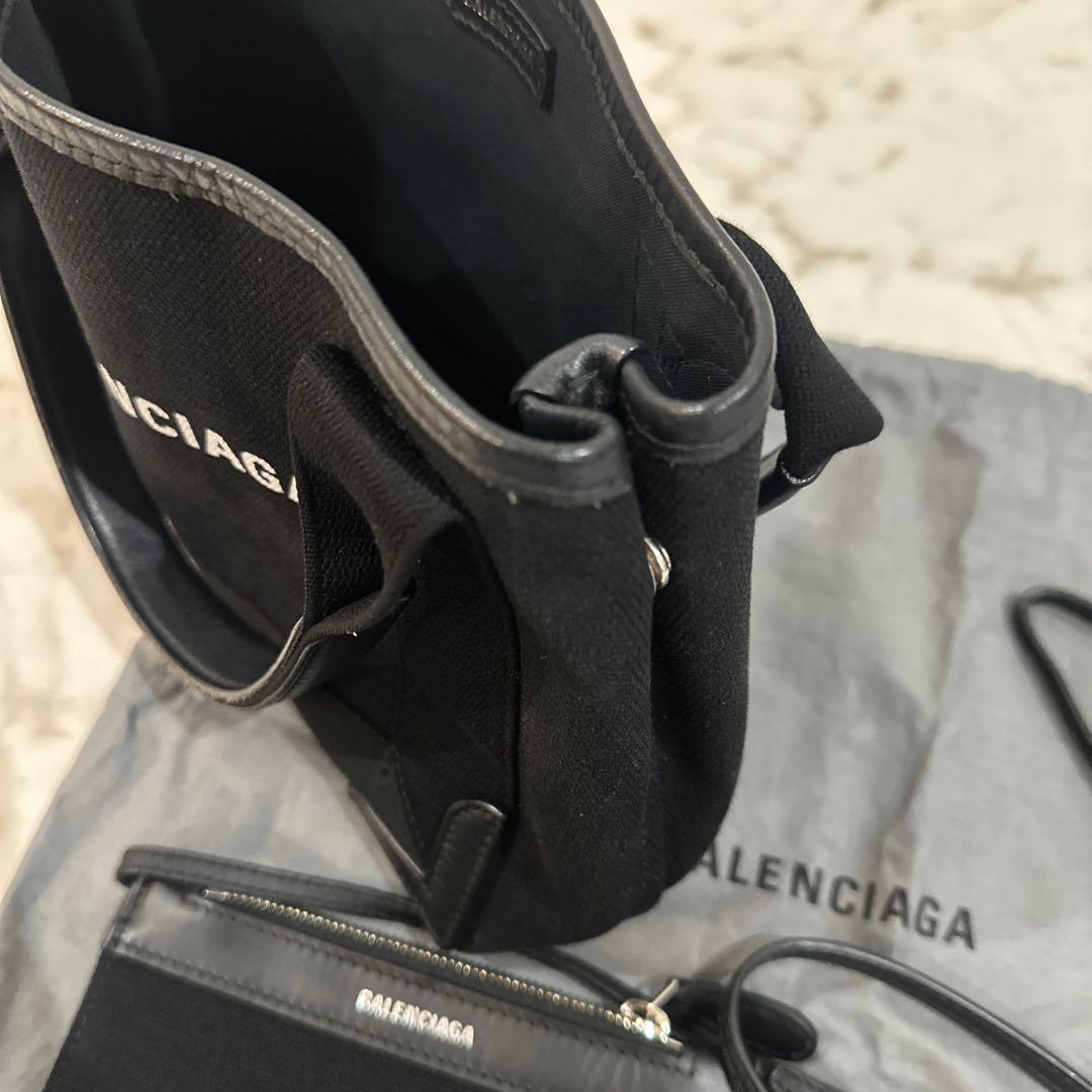 バレンシアガ　トートバッグ