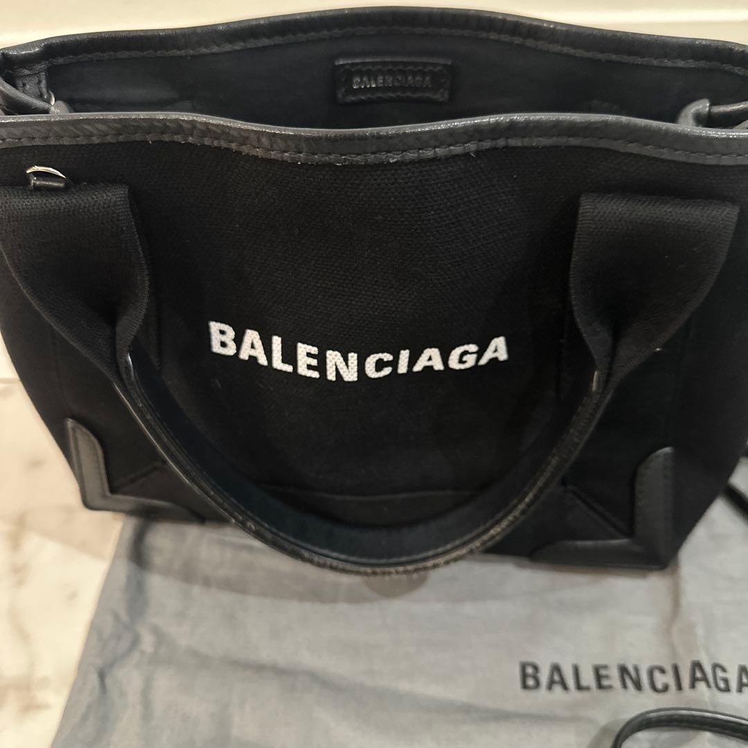 バレンシアガ　トートバッグ