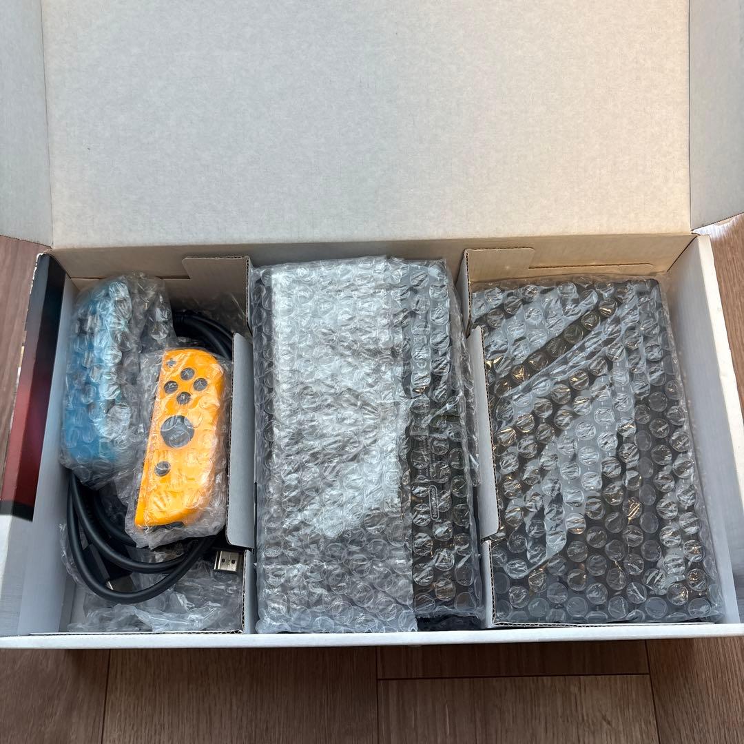 Nintendo Switch 本体 ＋ MicroSD(32GB)付