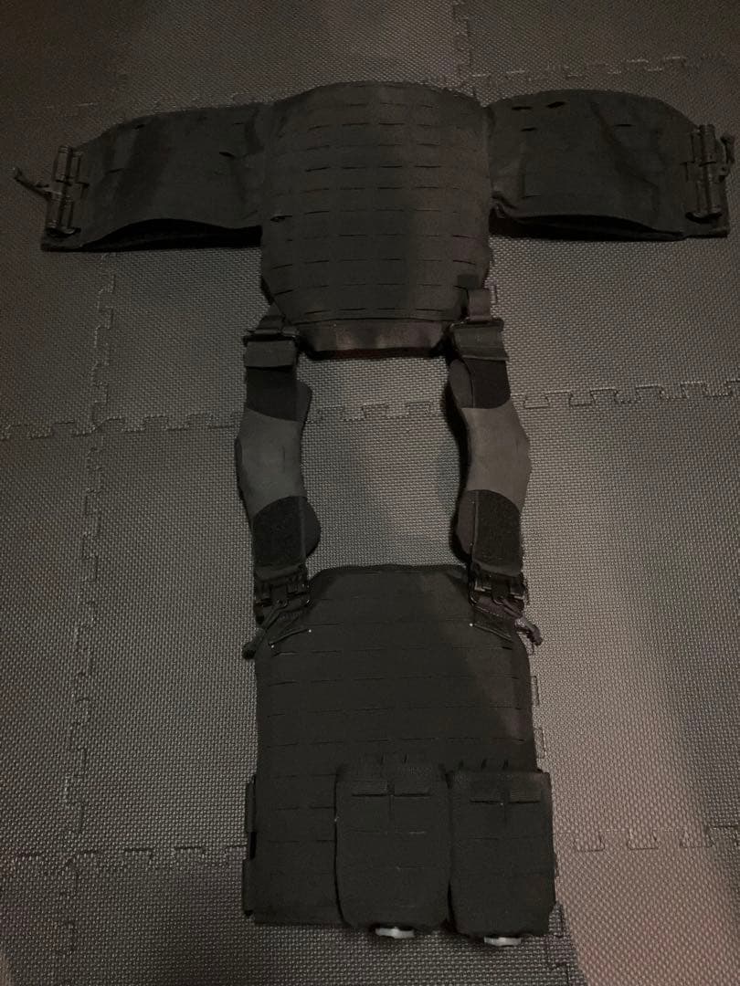 FIRST SPEAR プレートキャリア Strandhogg ブラックSサイズ