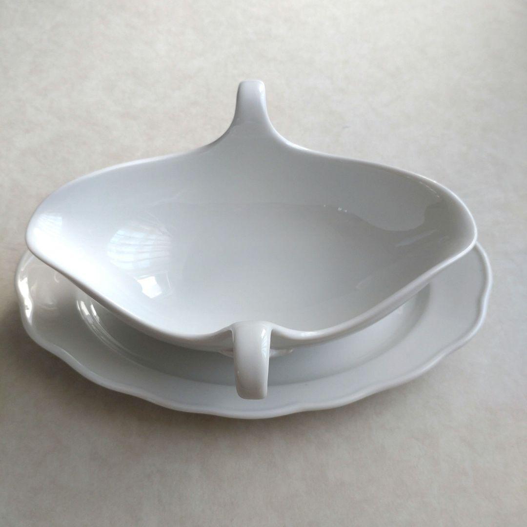 マイセン　未使用品　ホワイト ソースグレービー皿と皿のセット