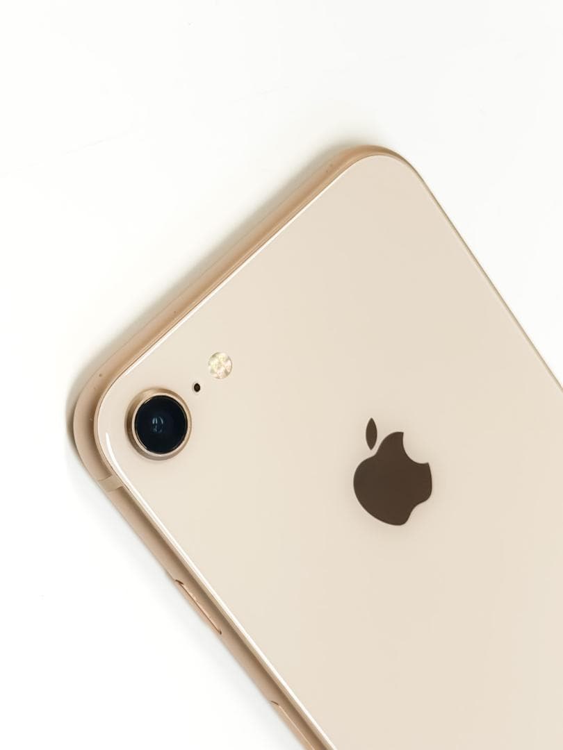 iPhone 8 64GB ゴールド SIMフリー 美品 83%