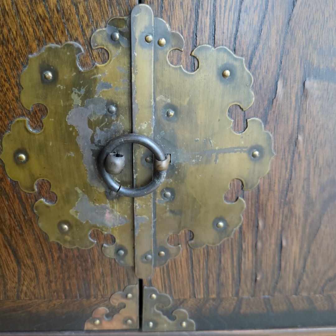 アンティーク 箪笥 李朝 棚 鍵付 飾り棚 金具 ローボード 木製